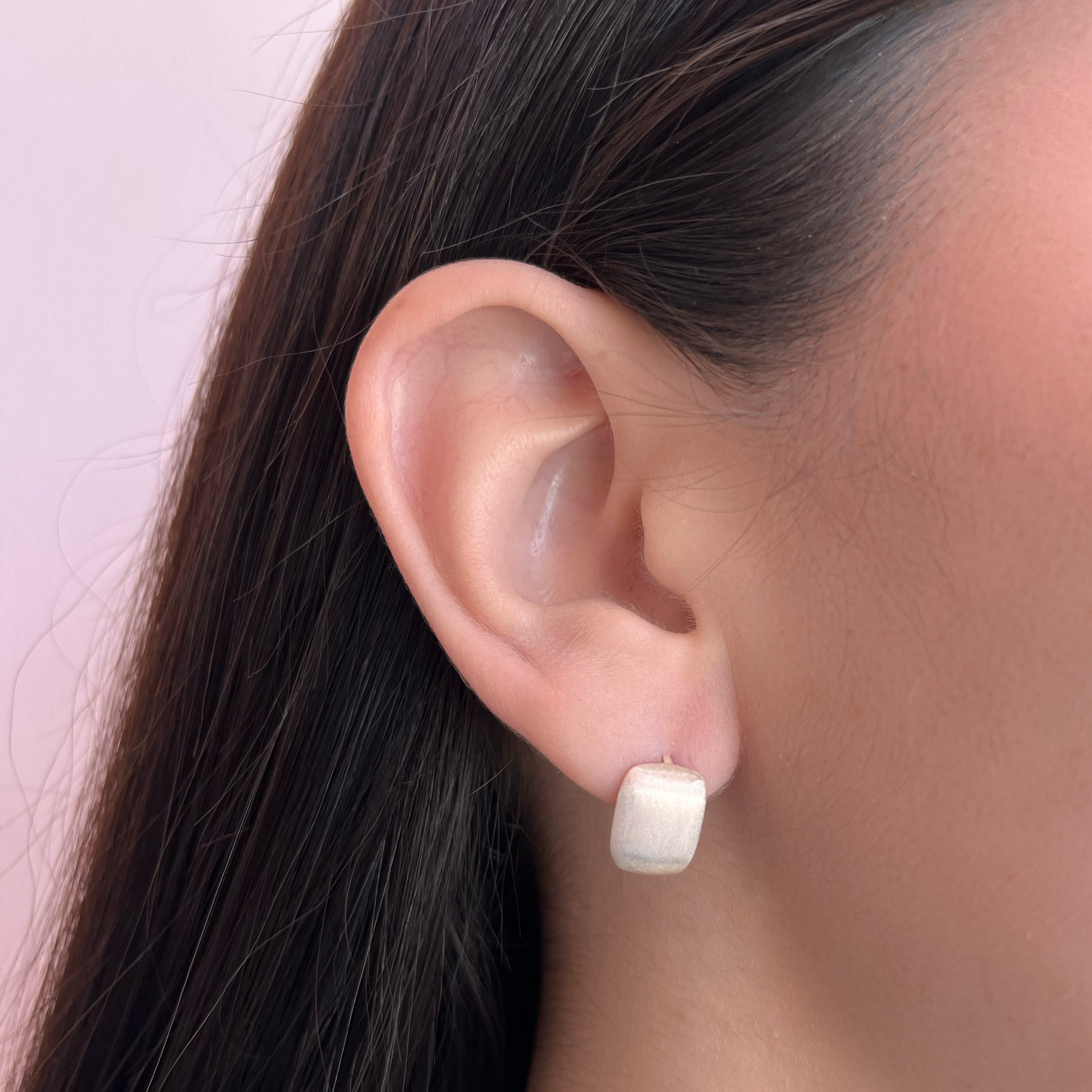 Aretes Liv