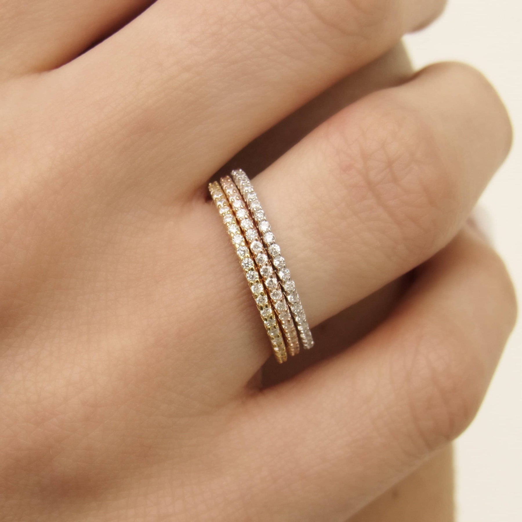 Anillo 3/4 con Zirconia