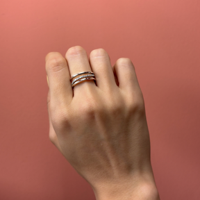 Anillo Linea con Zirconia