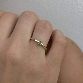 14K Ring with Vertical Baguette